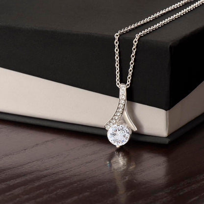 Alluring Beauty - Necklace